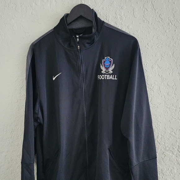 Nike Performance Jacket - Picture 2 of 11